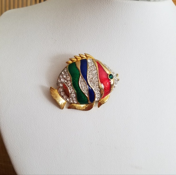 Vintage Gold Rainbow Fish Brooch - Picture 2 of 10